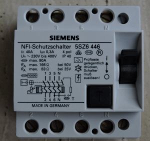 Wyłącznik różnicowoprądowy SIEMENS NFI25/4  3F 4P 230-400V 25A IΔn-0,3A